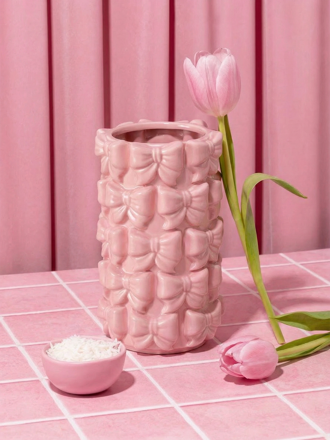 Verona Bow Vase