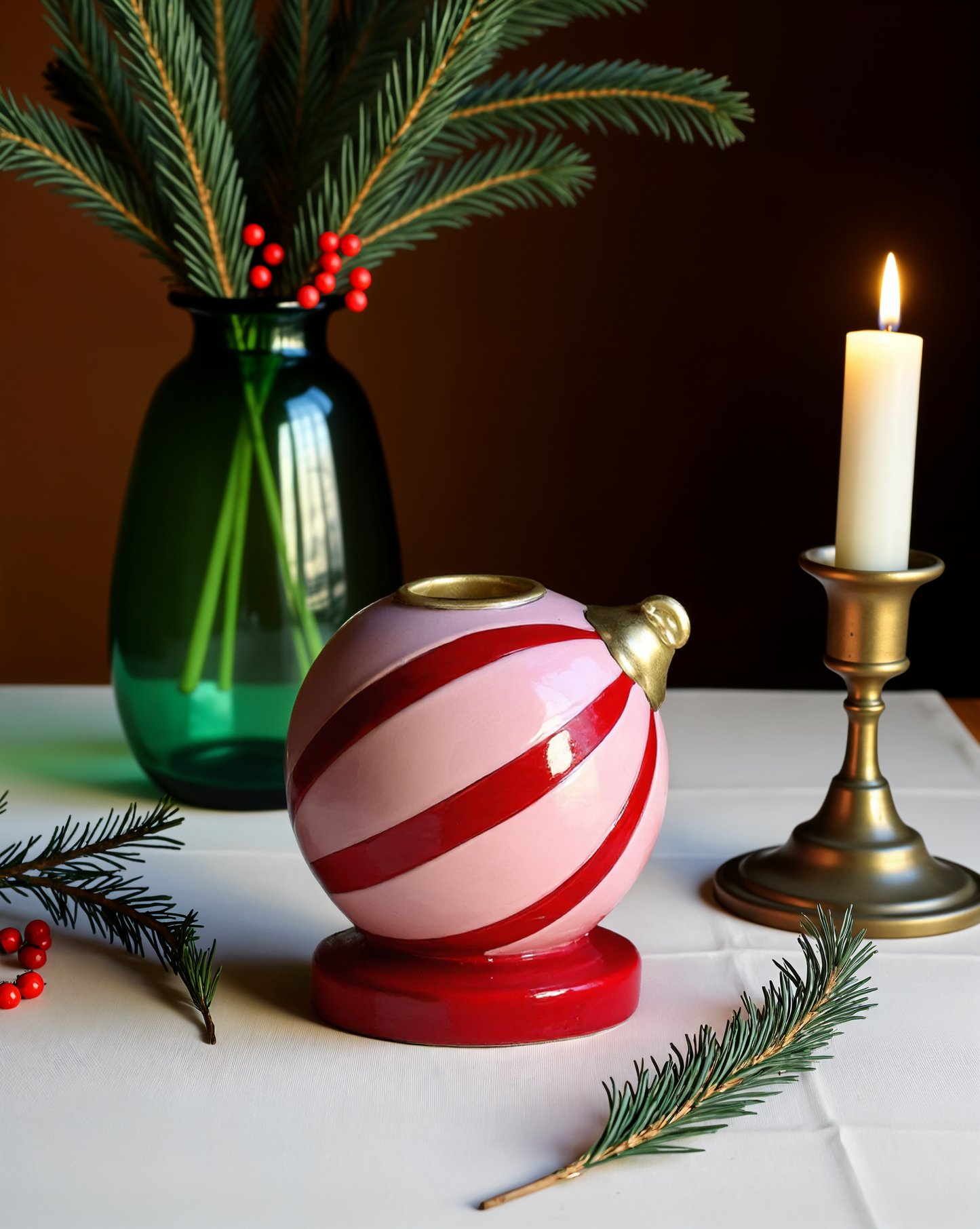 Winter Whimsy Single Bauble Candleholder