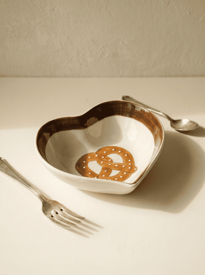 Pretzel Love Dish